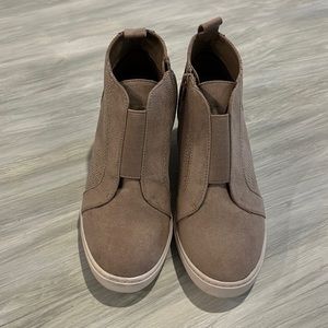 A New Day Beige Wedge Sneakers